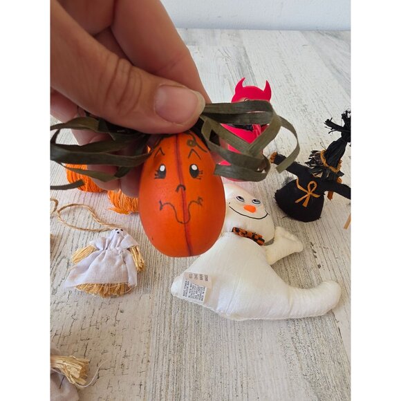 Mini Halloween pumpkin ghost witch devil ornament figurine village set - Picture 5 of 9